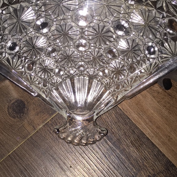 Vintage Avon Cut Glass Trinket Dish - Picture 3 of 3